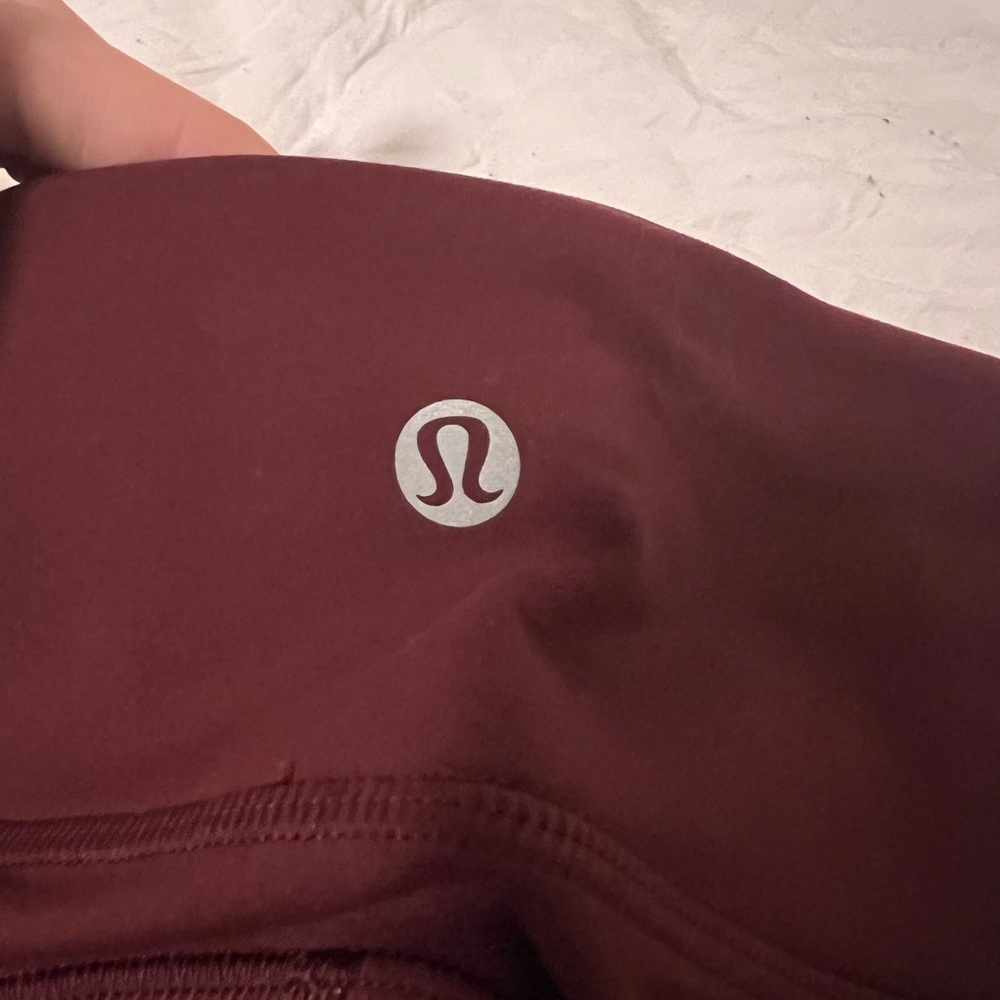 Lululemon Wunder Under Leggings - Picture 6 of 7